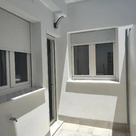 Al Sur 2 Apartment *